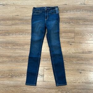 HOLLISTER Women’s High Rise Super Skinny Jeans New w/ Tags